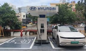 EV Revolution 2025: Fast Growth, Faster Charging Ahead