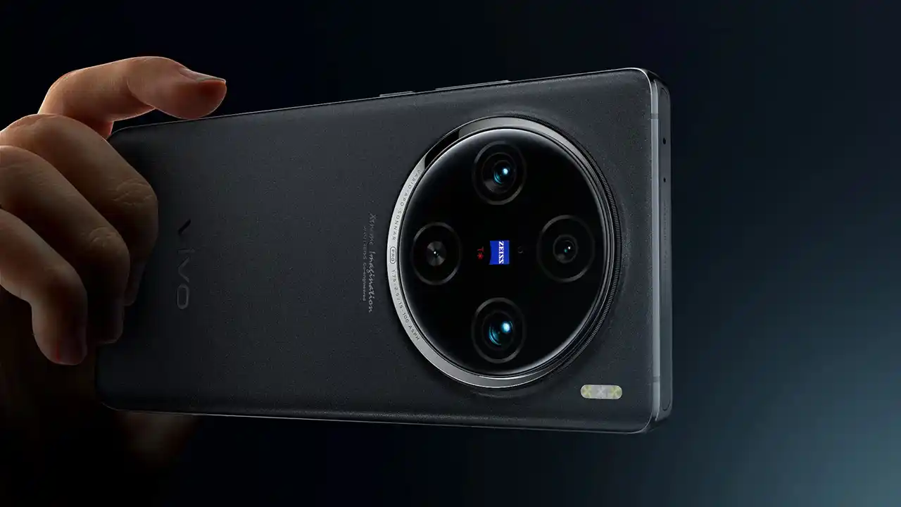 Slim Phones DSLR Zoom Periscope Cameras Revolution 2025